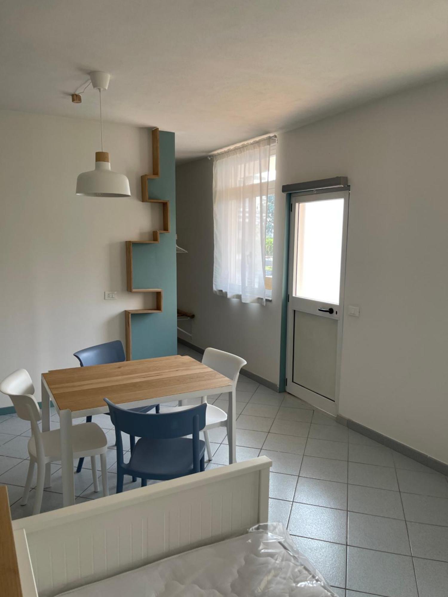 The Ugly Duckling Apartment Dormelletto Luaran gambar